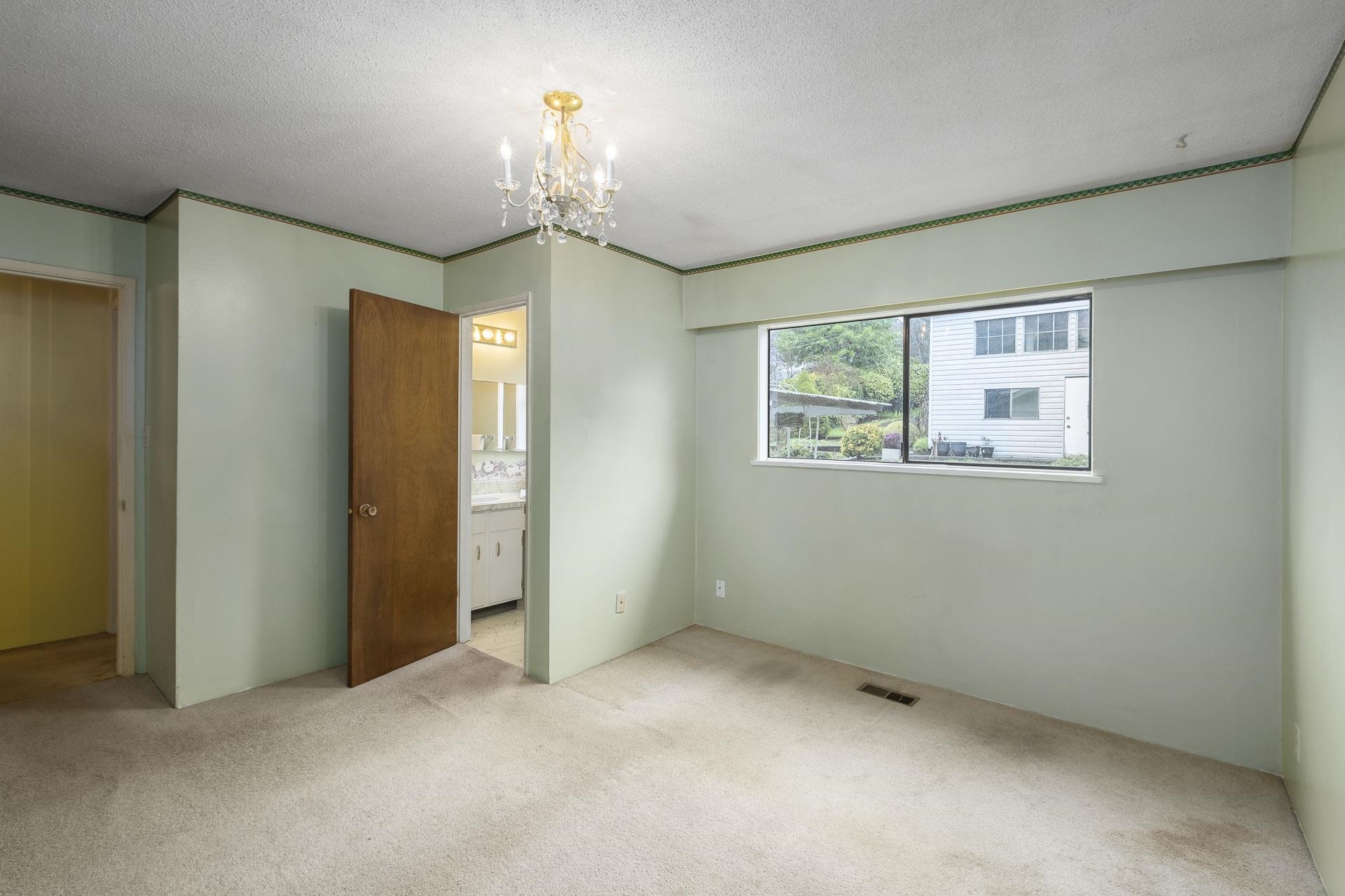 Listing image of 1050 HEYWOOD STREET