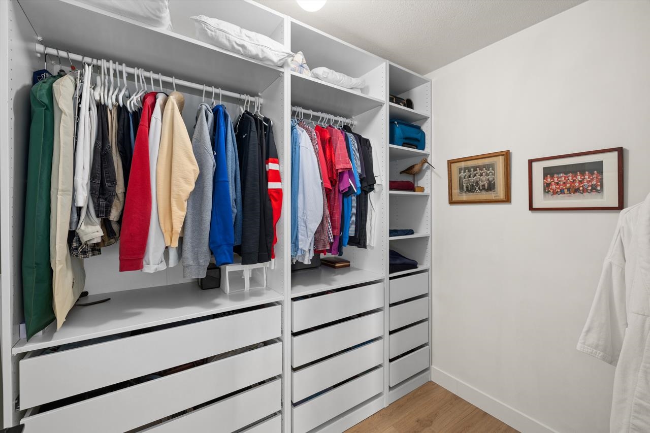 Listing image of 610 1000 BOWRON COURT