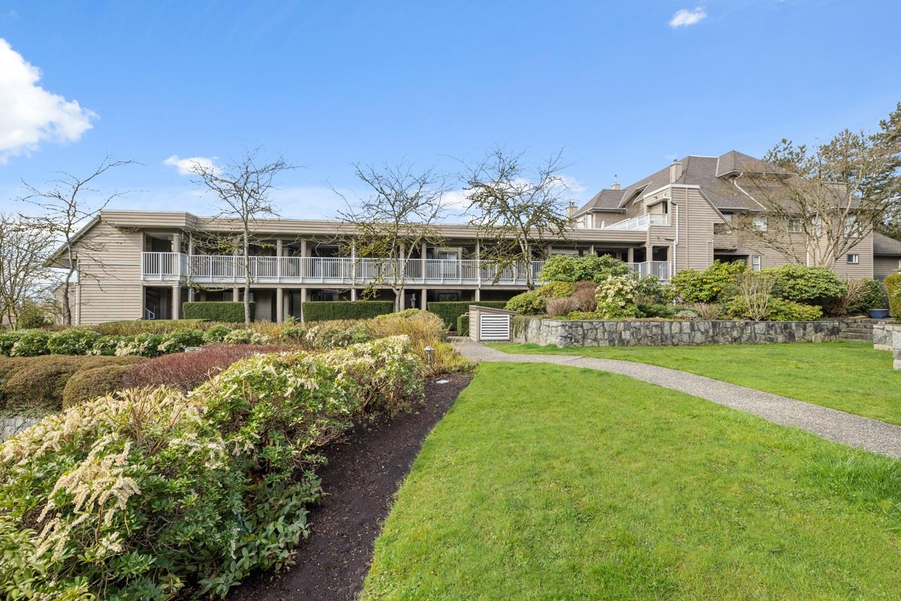 Listing image of 610 1000 BOWRON COURT