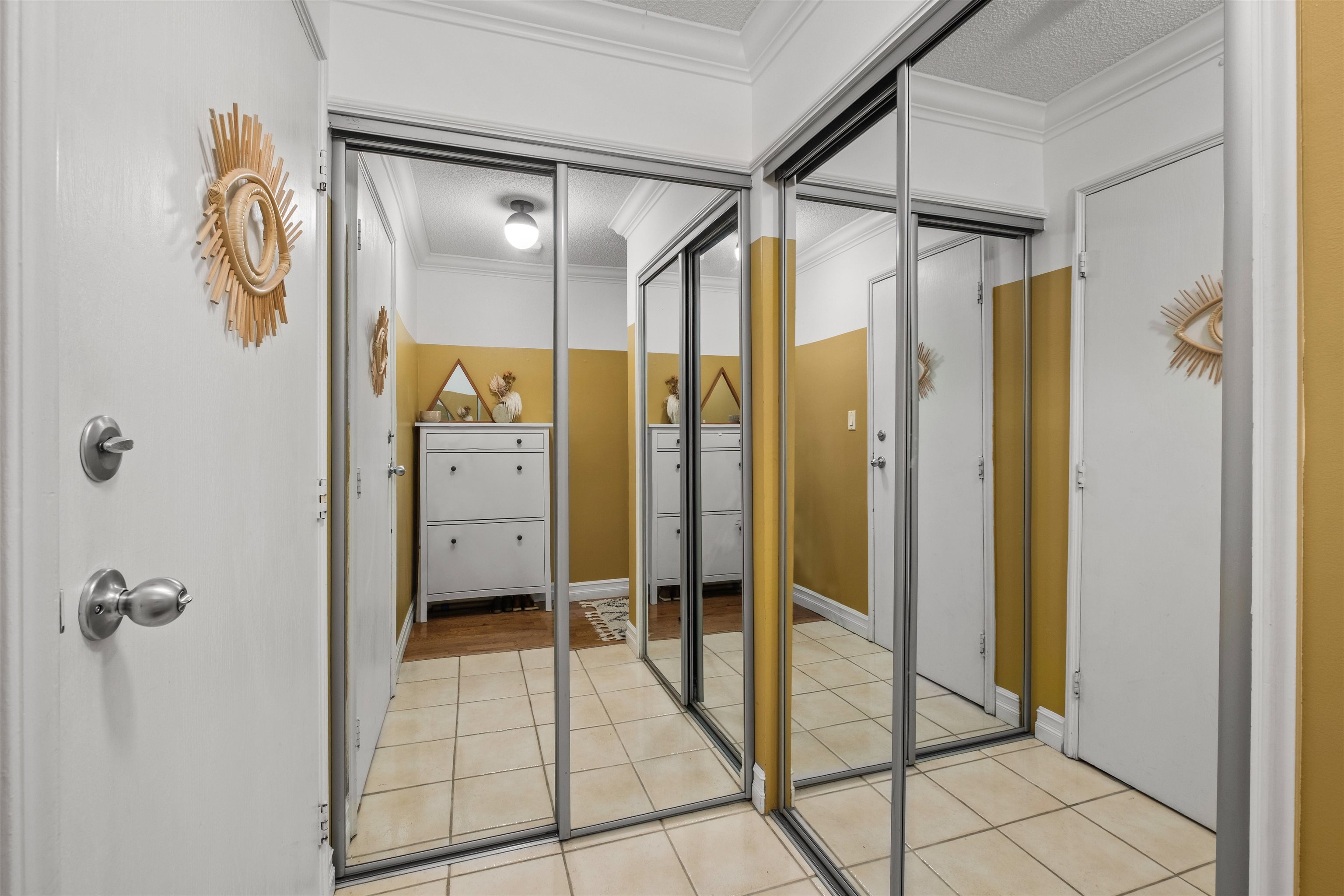 Listing image of 207 270 W 1ST STREET