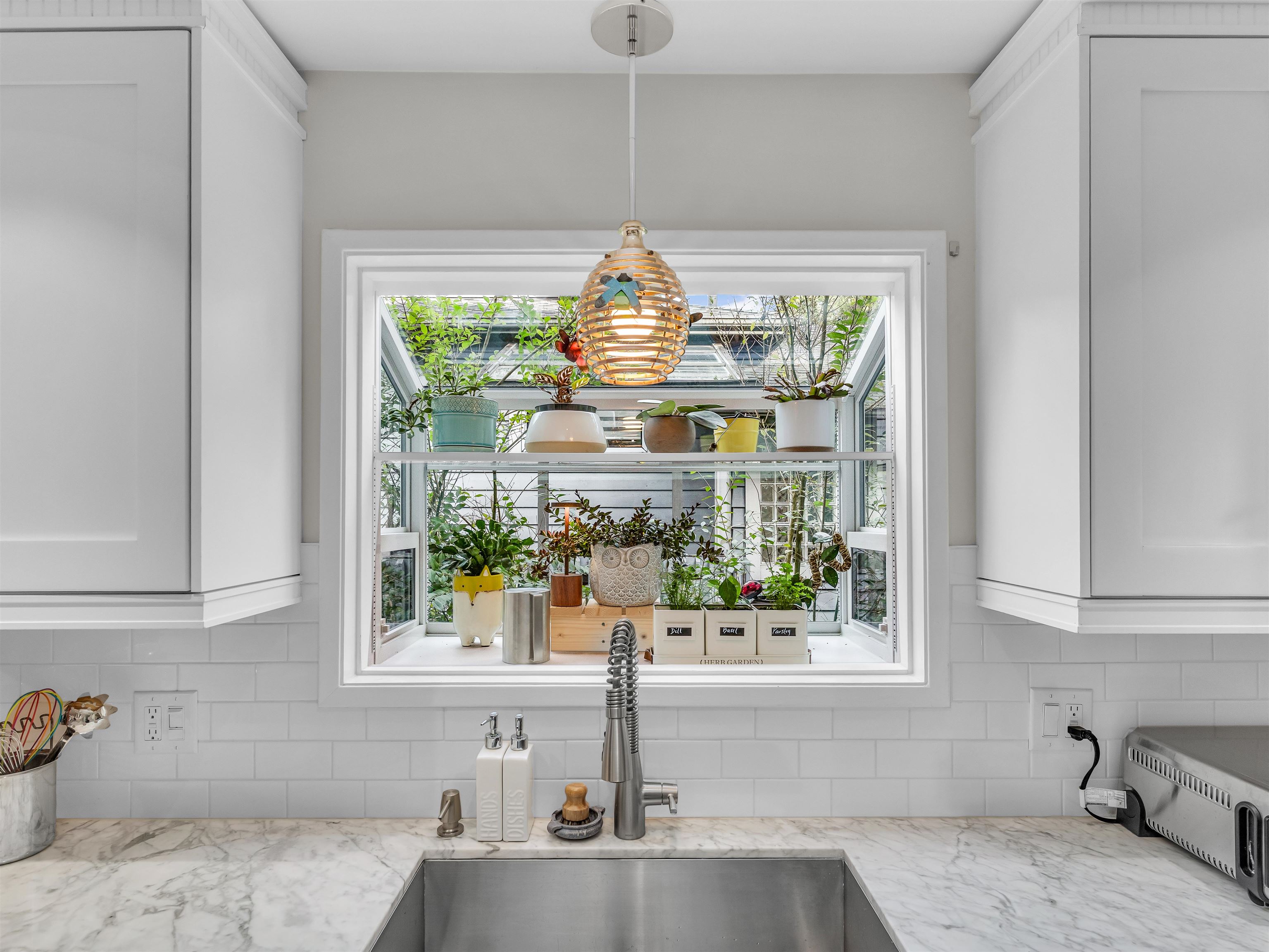 Listing image of 1032 W KEITH ROAD