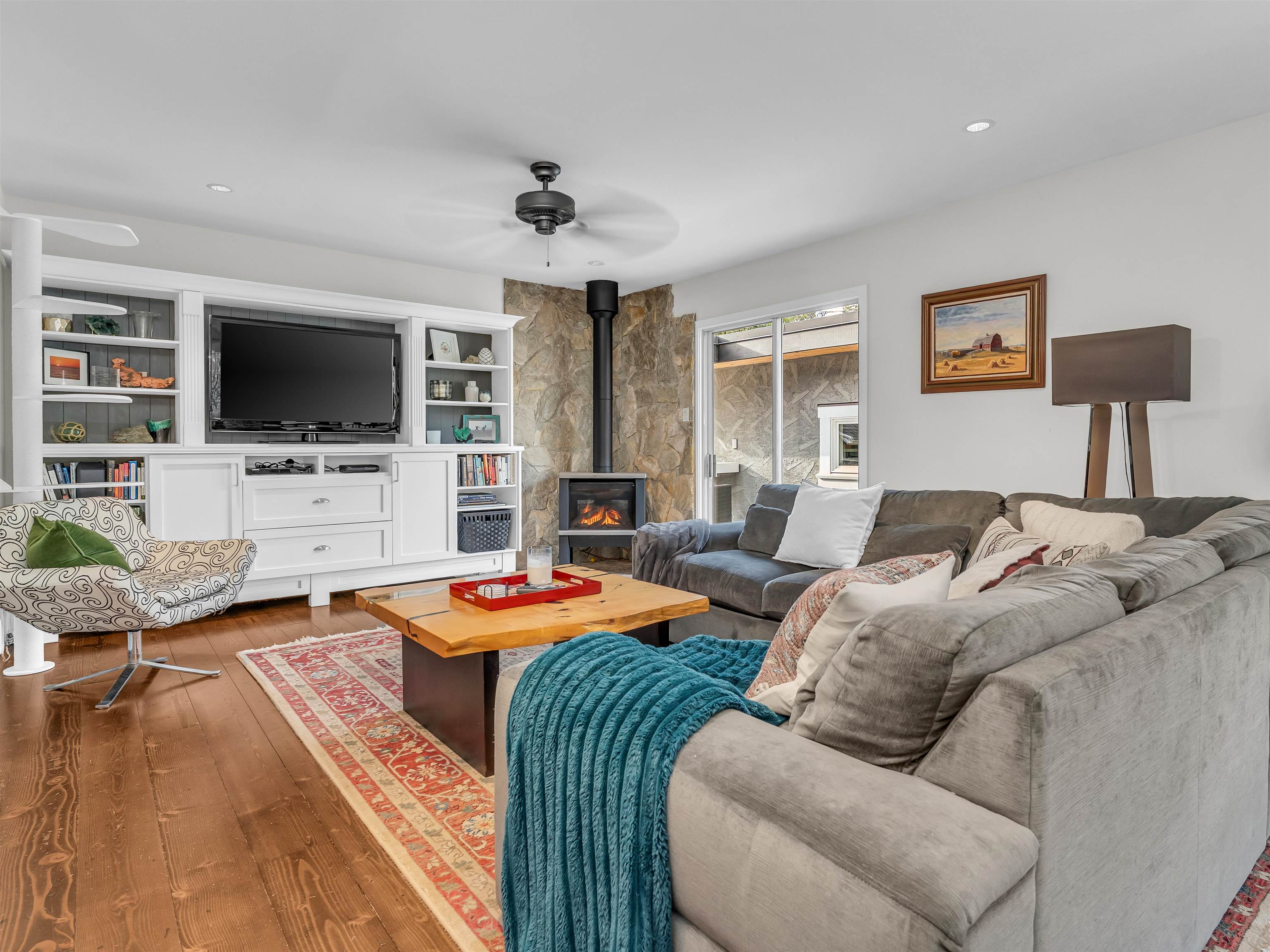 Listing image of 1032 W KEITH ROAD
