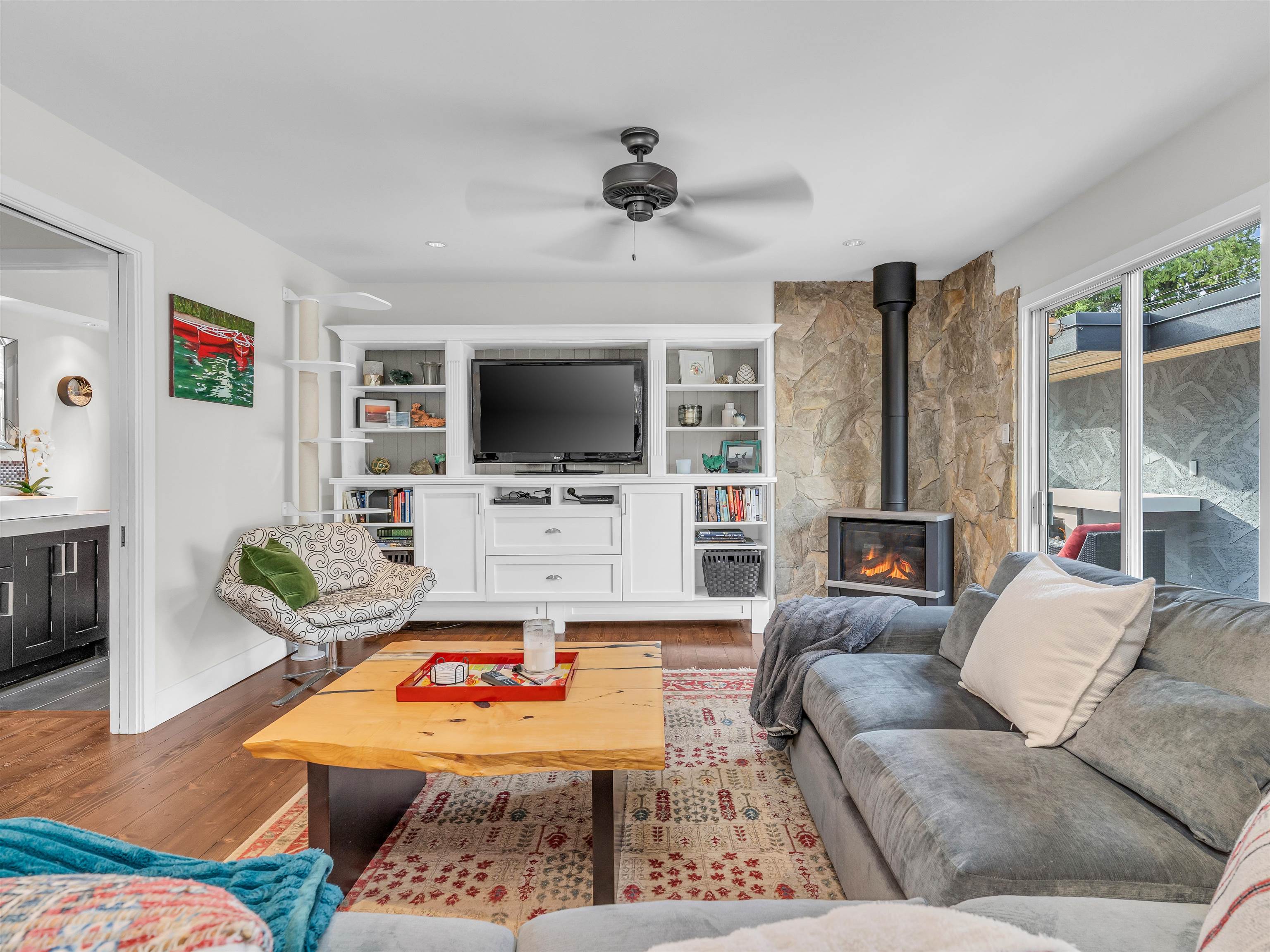 Listing image of 1032 W KEITH ROAD