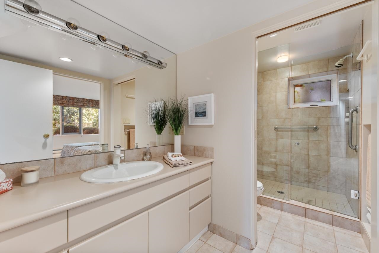 Listing image of 663 BLUERIDGE AVENUE
