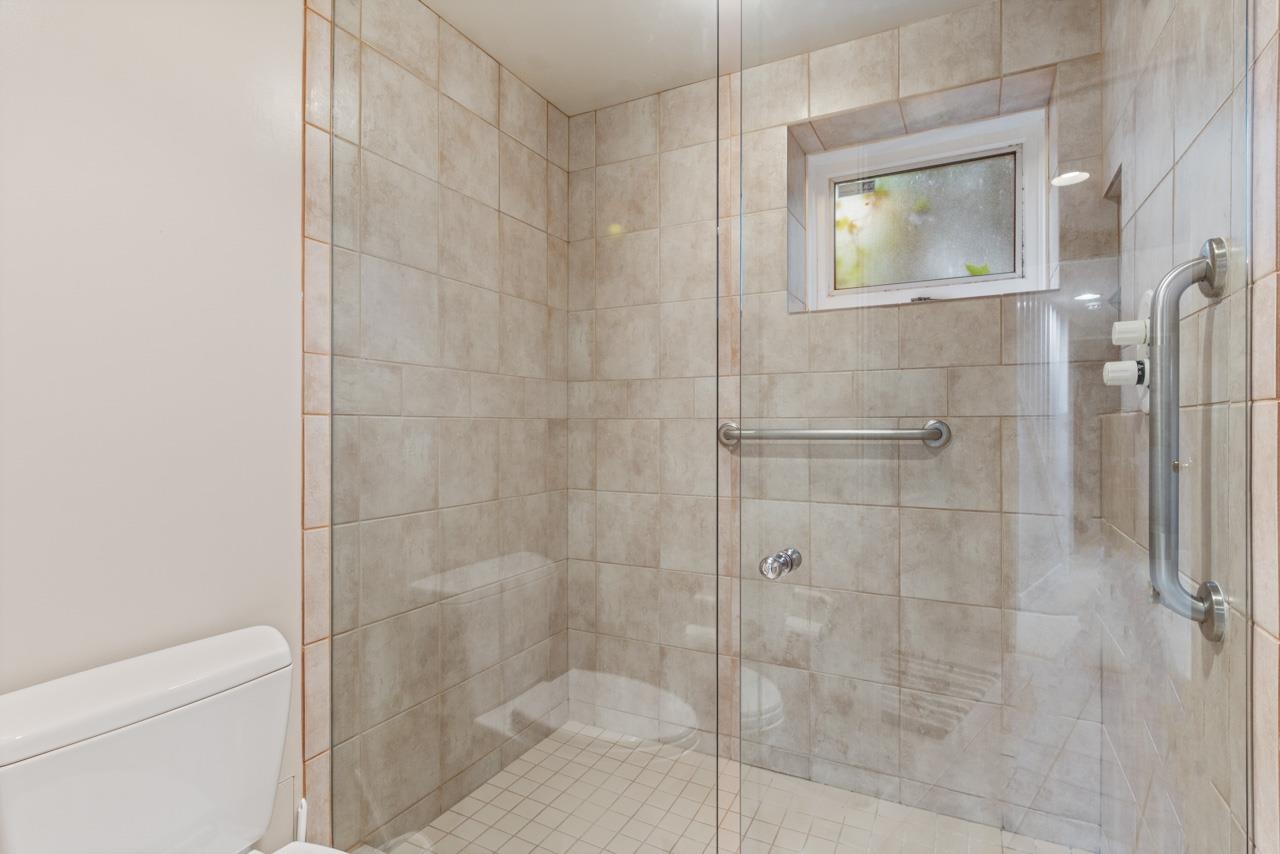 Listing image of 663 BLUERIDGE AVENUE