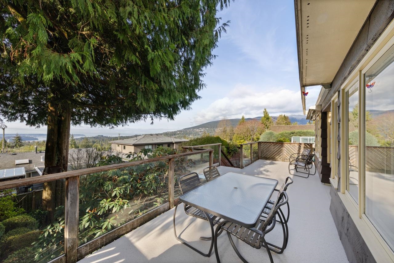 Listing image of 663 BLUERIDGE AVENUE
