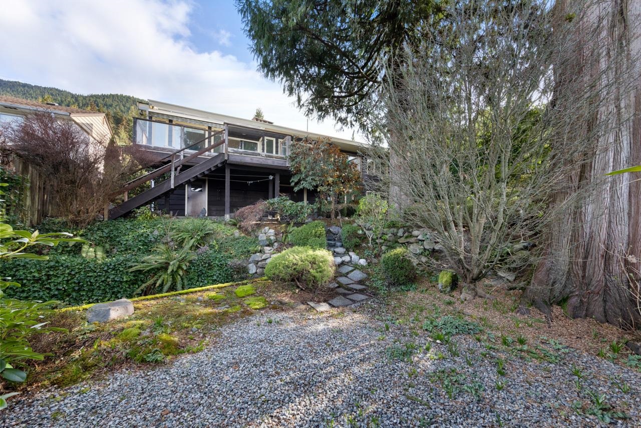 Listing image of 663 BLUERIDGE AVENUE