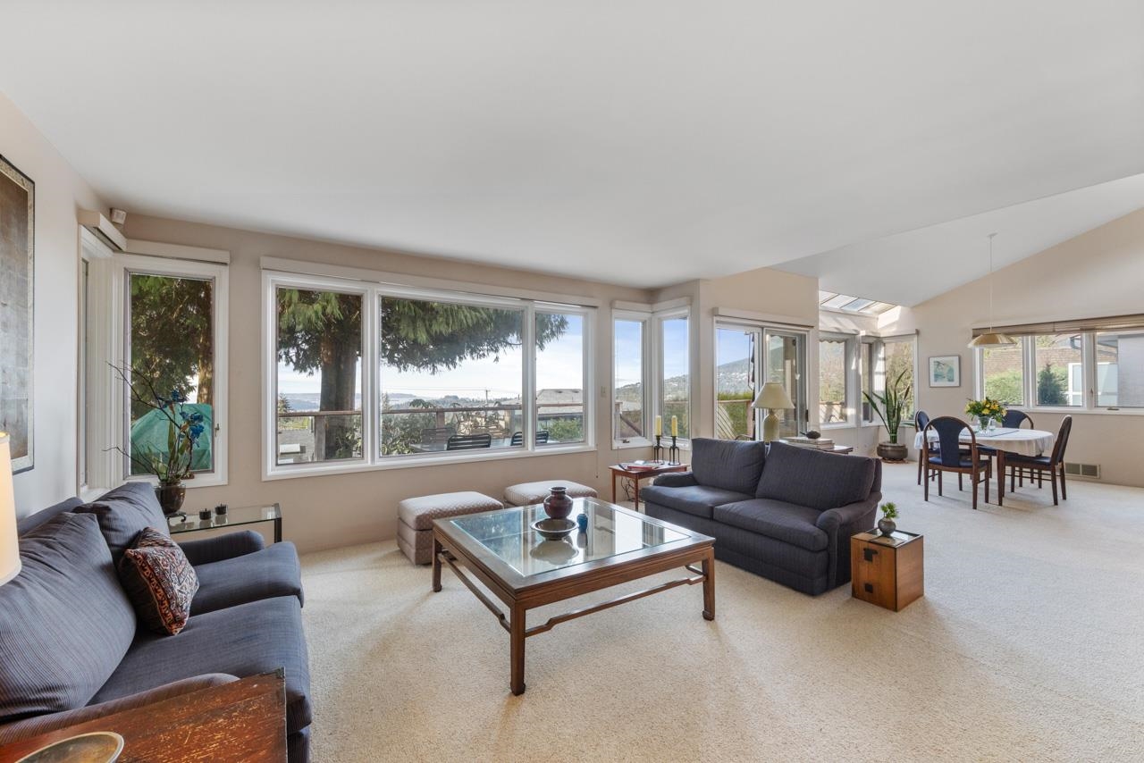 Listing image of 663 BLUERIDGE AVENUE