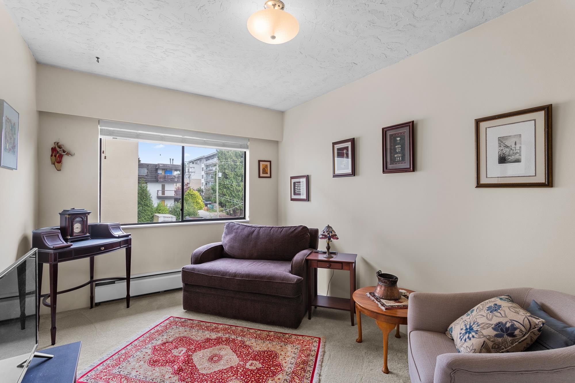 Listing image of 321 123 E 19TH STREET