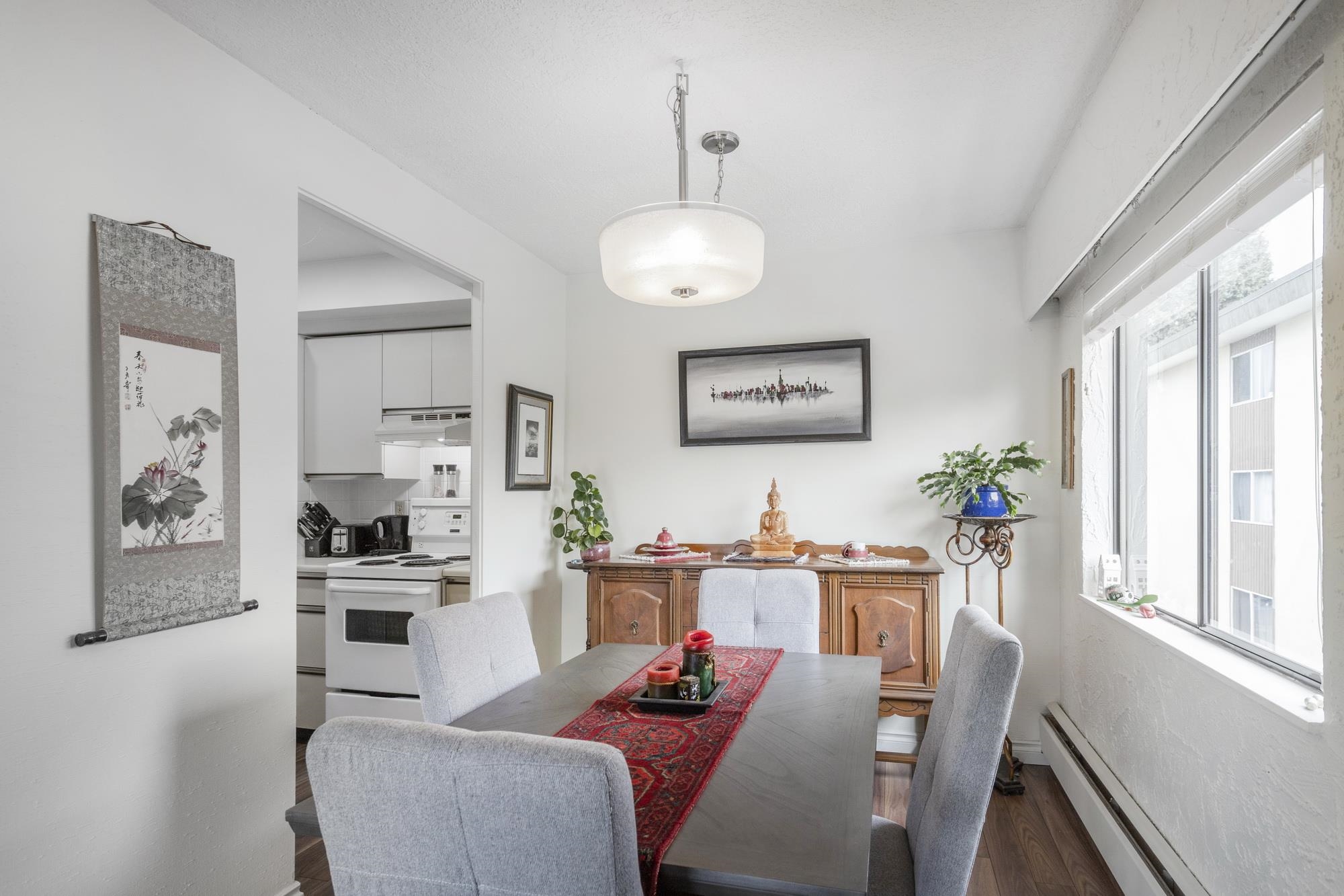 Listing image of 321 123 E 19TH STREET