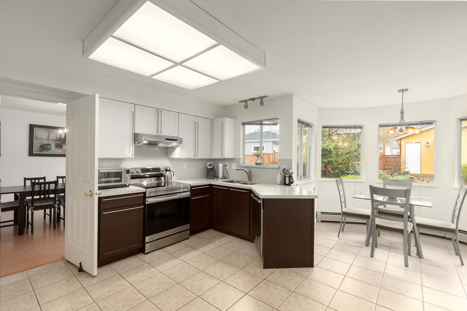 Listing image of 348 E 17 STREET