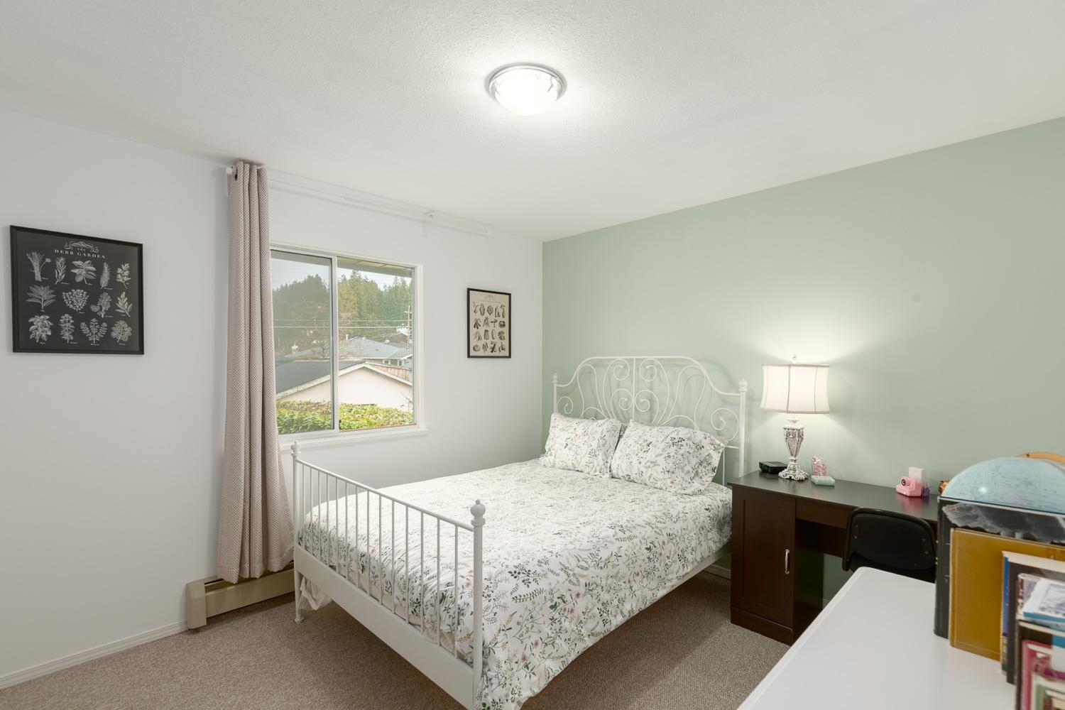 Listing image of 348 E 17 STREET