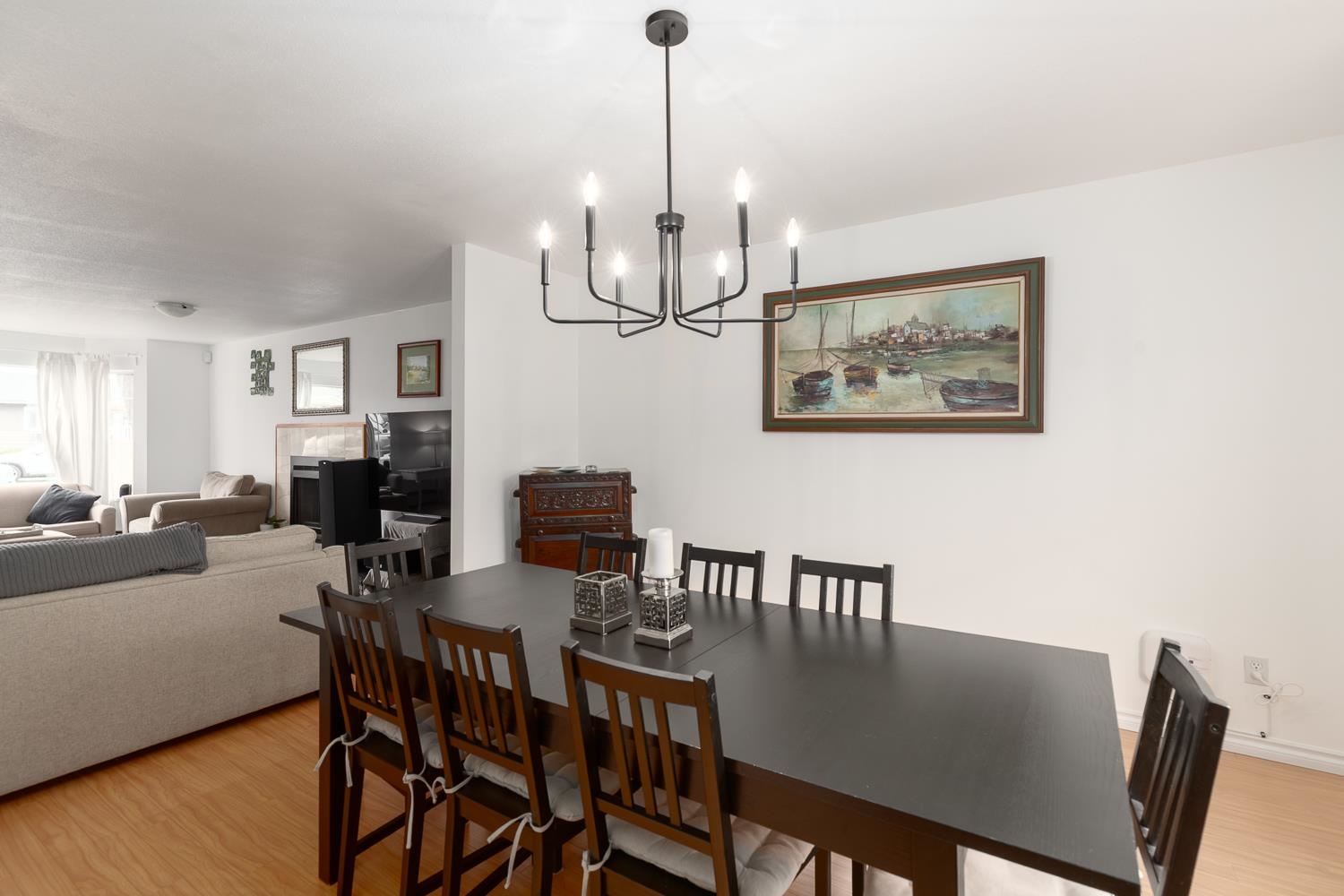 Listing image of 348 E 17 STREET