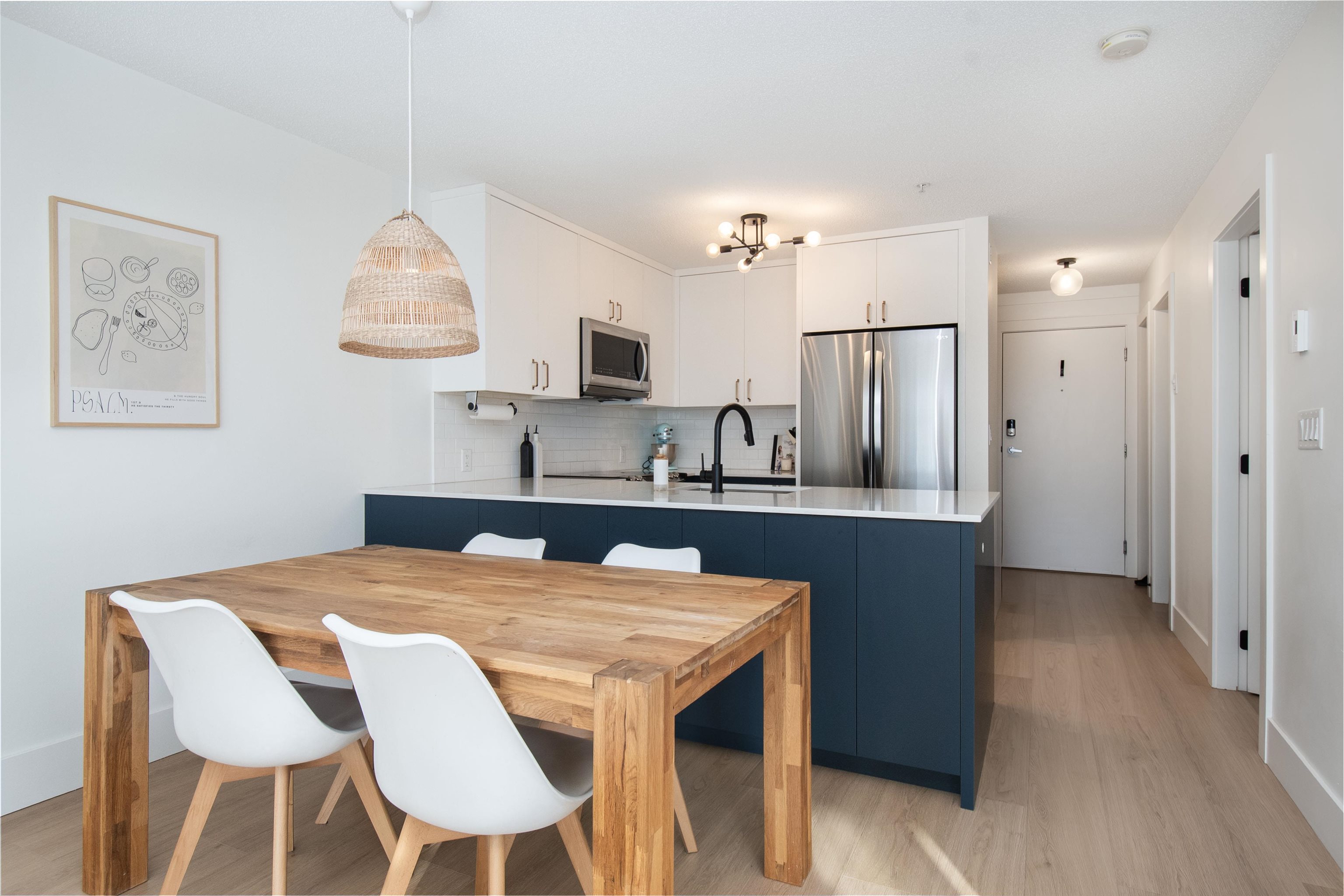 Listing image of 303 124 W 3RD STREET