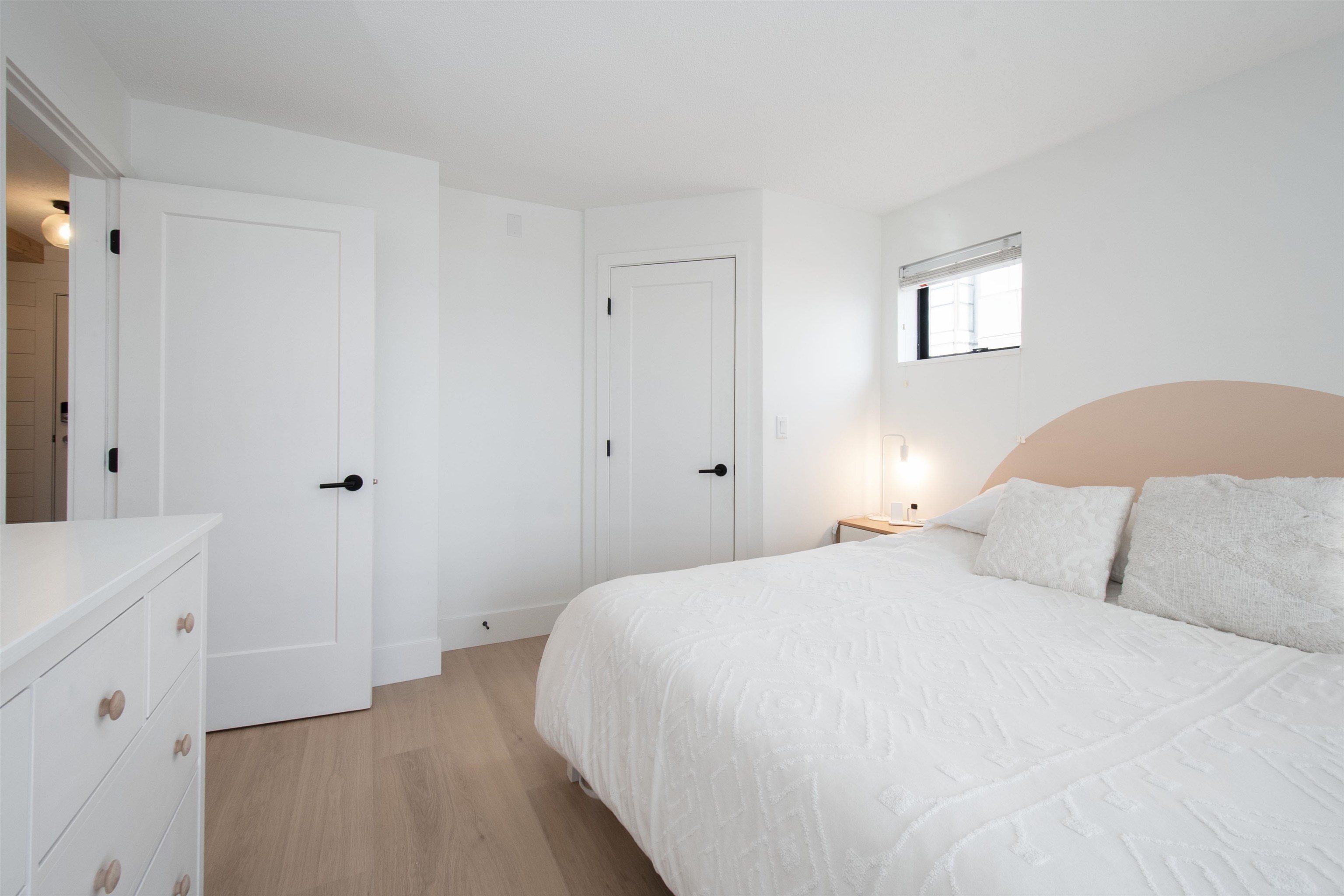 Listing image of 303 124 W 3RD STREET