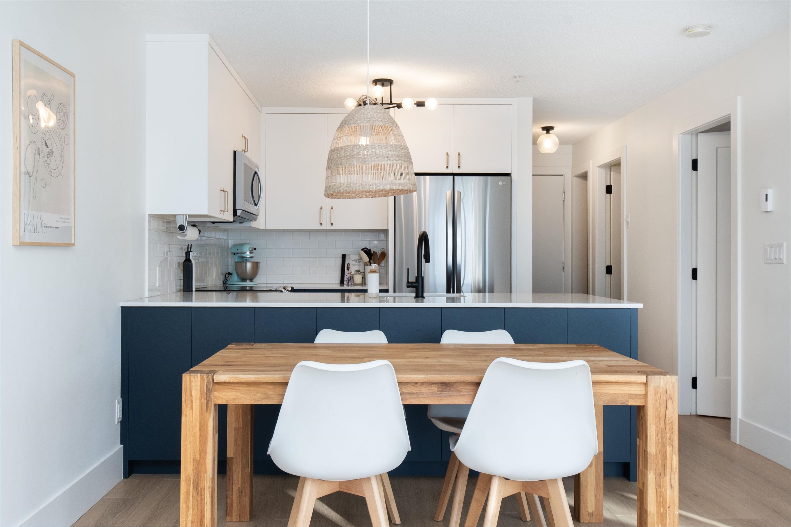 Listing image of 303 124 W 3RD STREET
