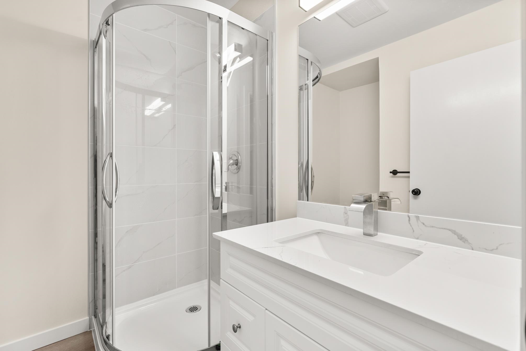 Listing image of 1285 LANGDALE DRIVE