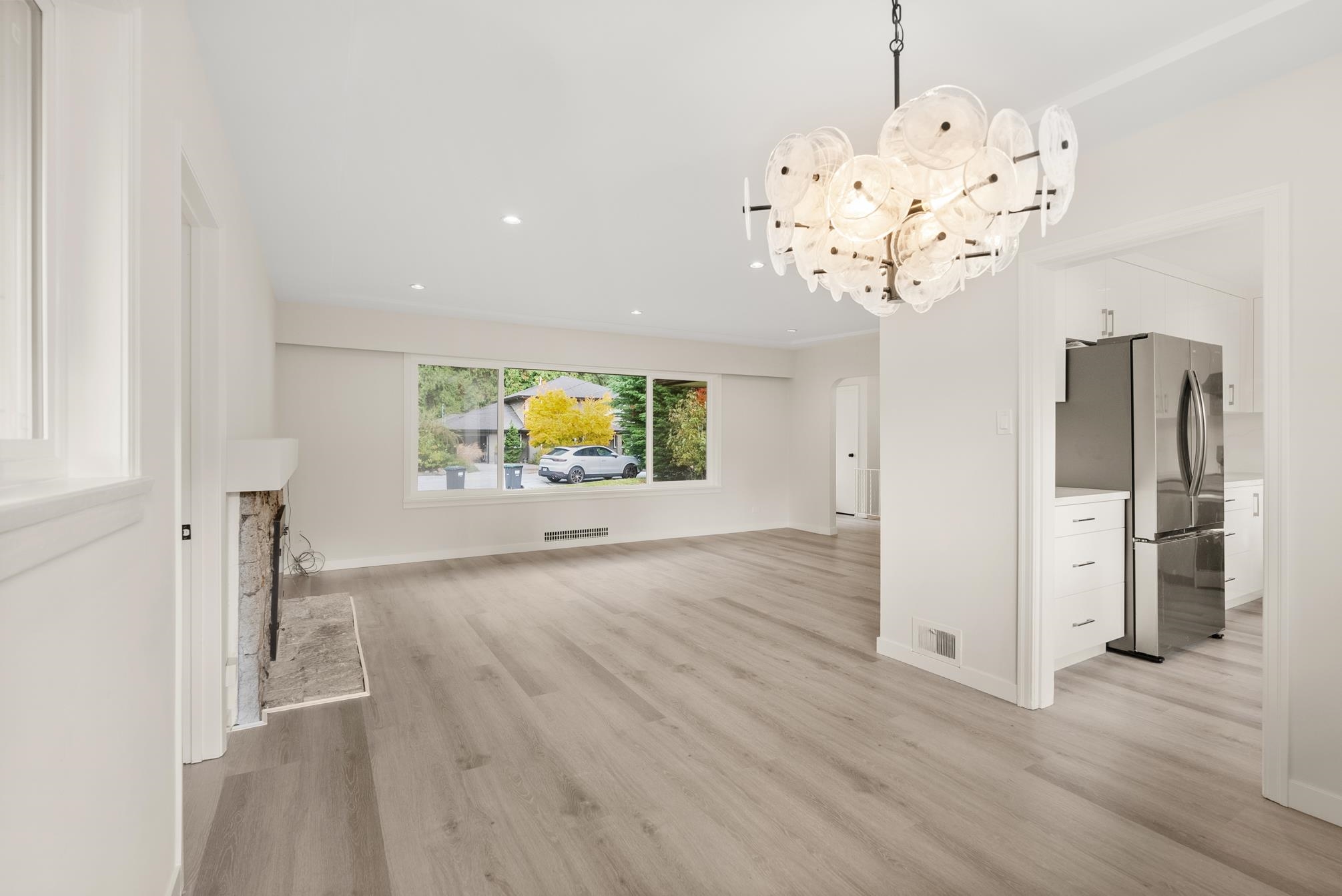 Listing image of 1285 LANGDALE DRIVE