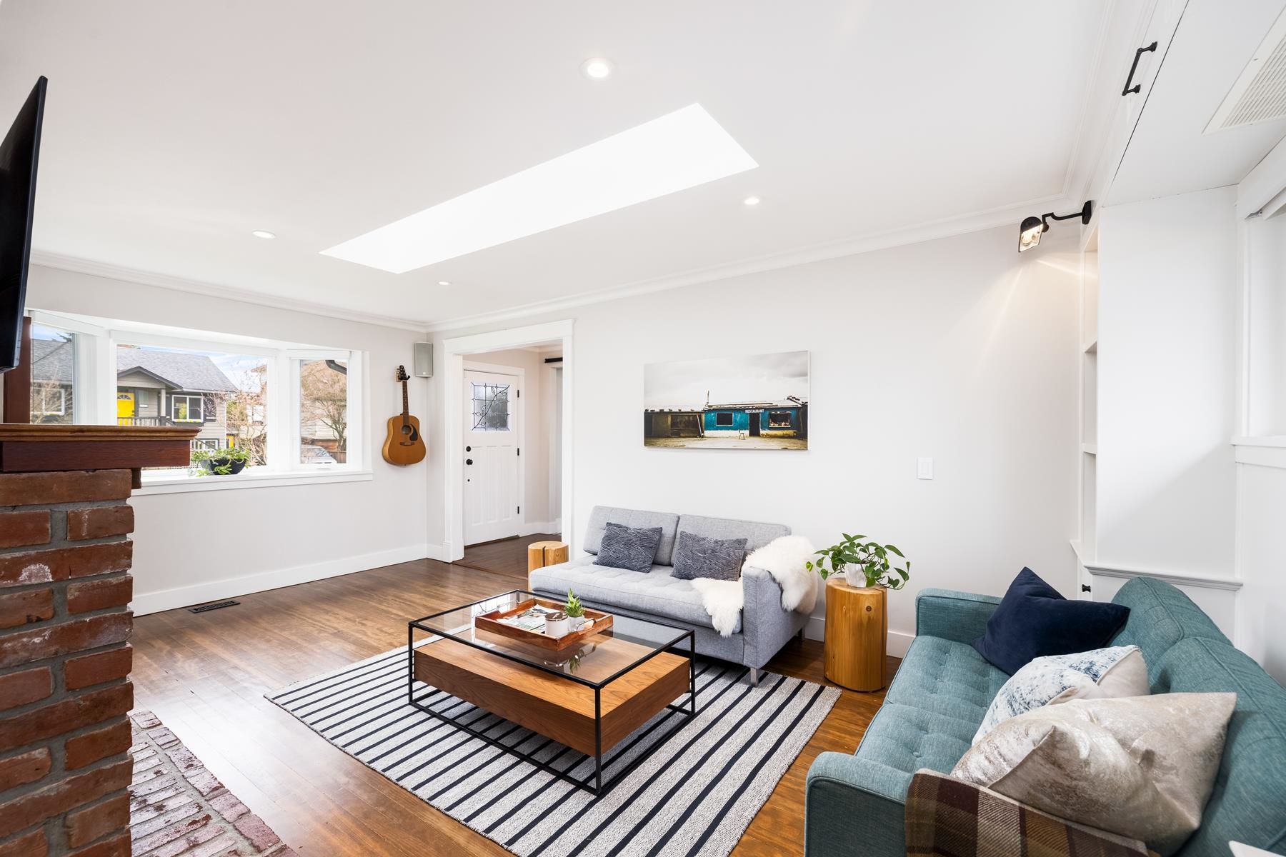 Listing image of 630 E 12TH STREET