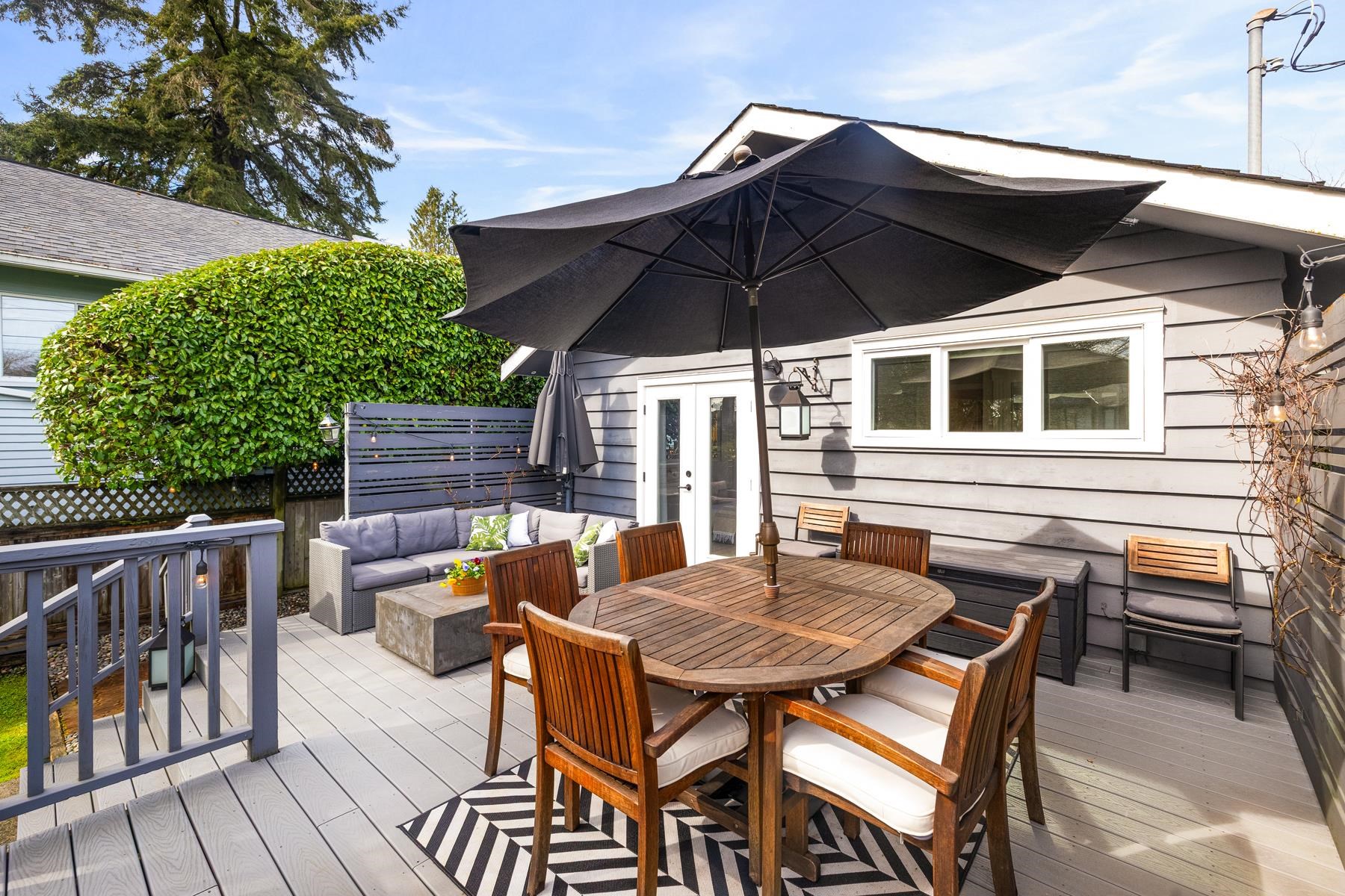 Listing image of 630 E 12TH STREET