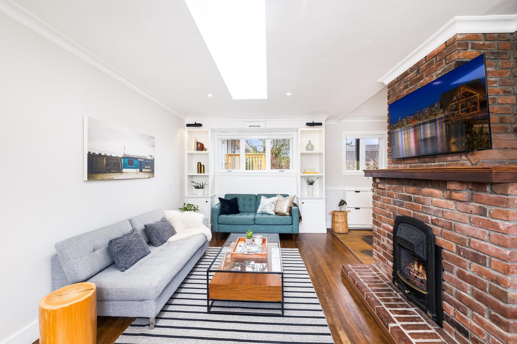 Listing image of 630 E 12TH STREET