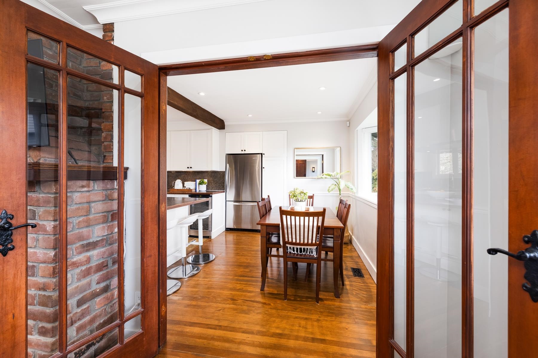Listing image of 630 E 12TH STREET