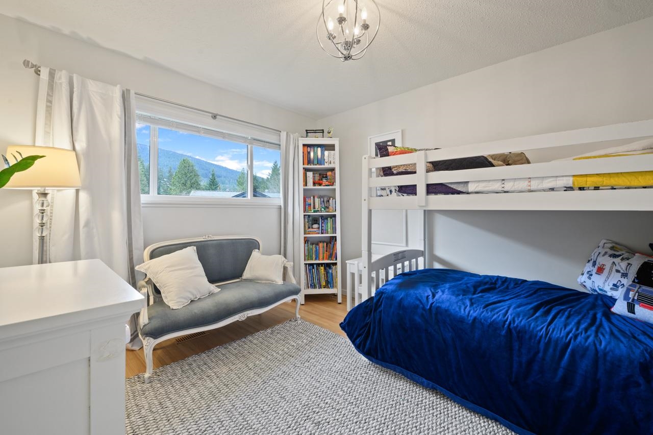 Listing image of 1071 MARIGOLD PLACE