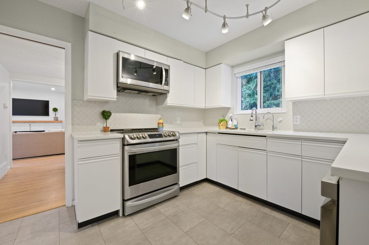Listing image of 1071 MARIGOLD PLACE