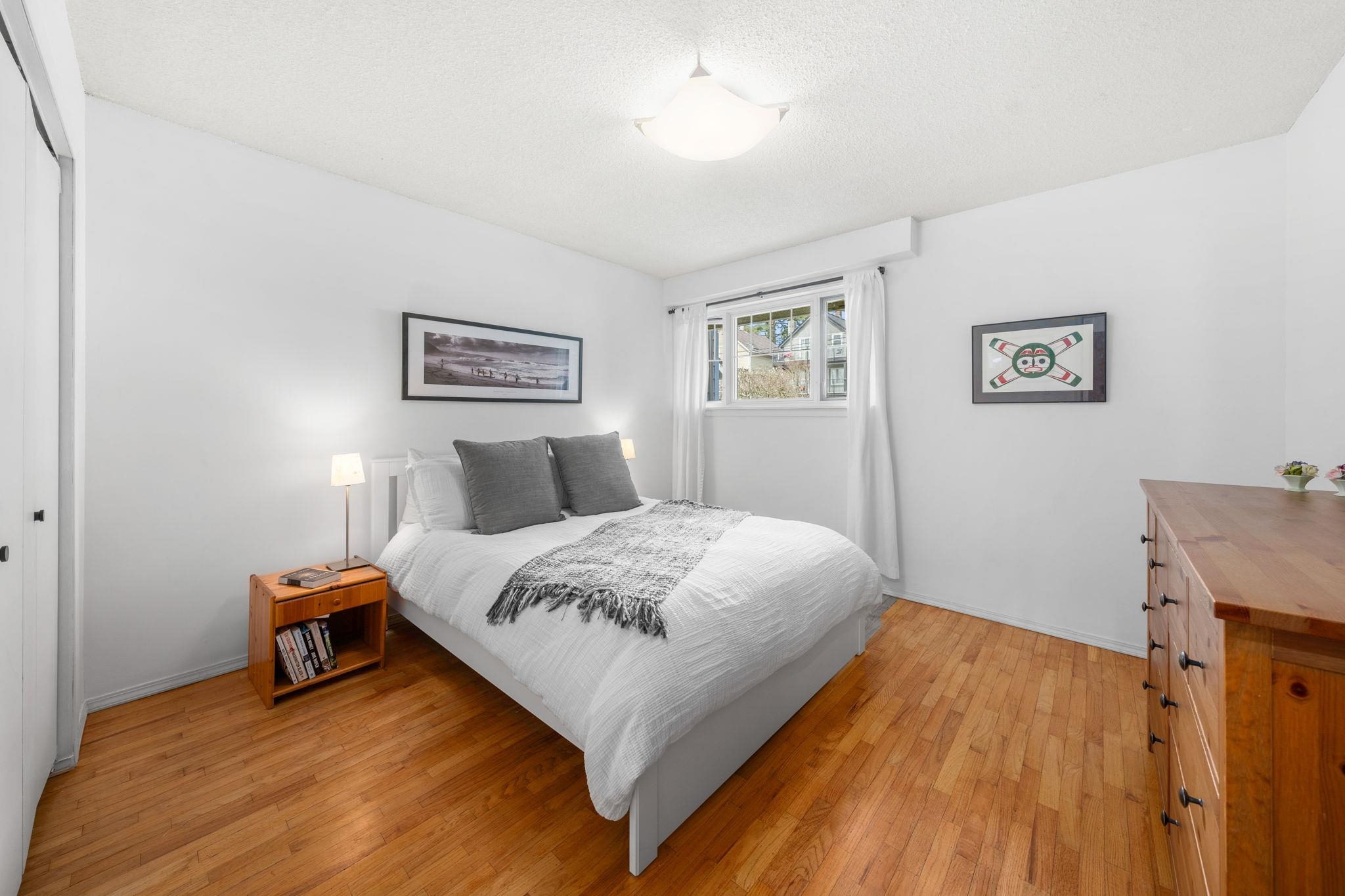 Listing image of 245 E 28TH STREET
