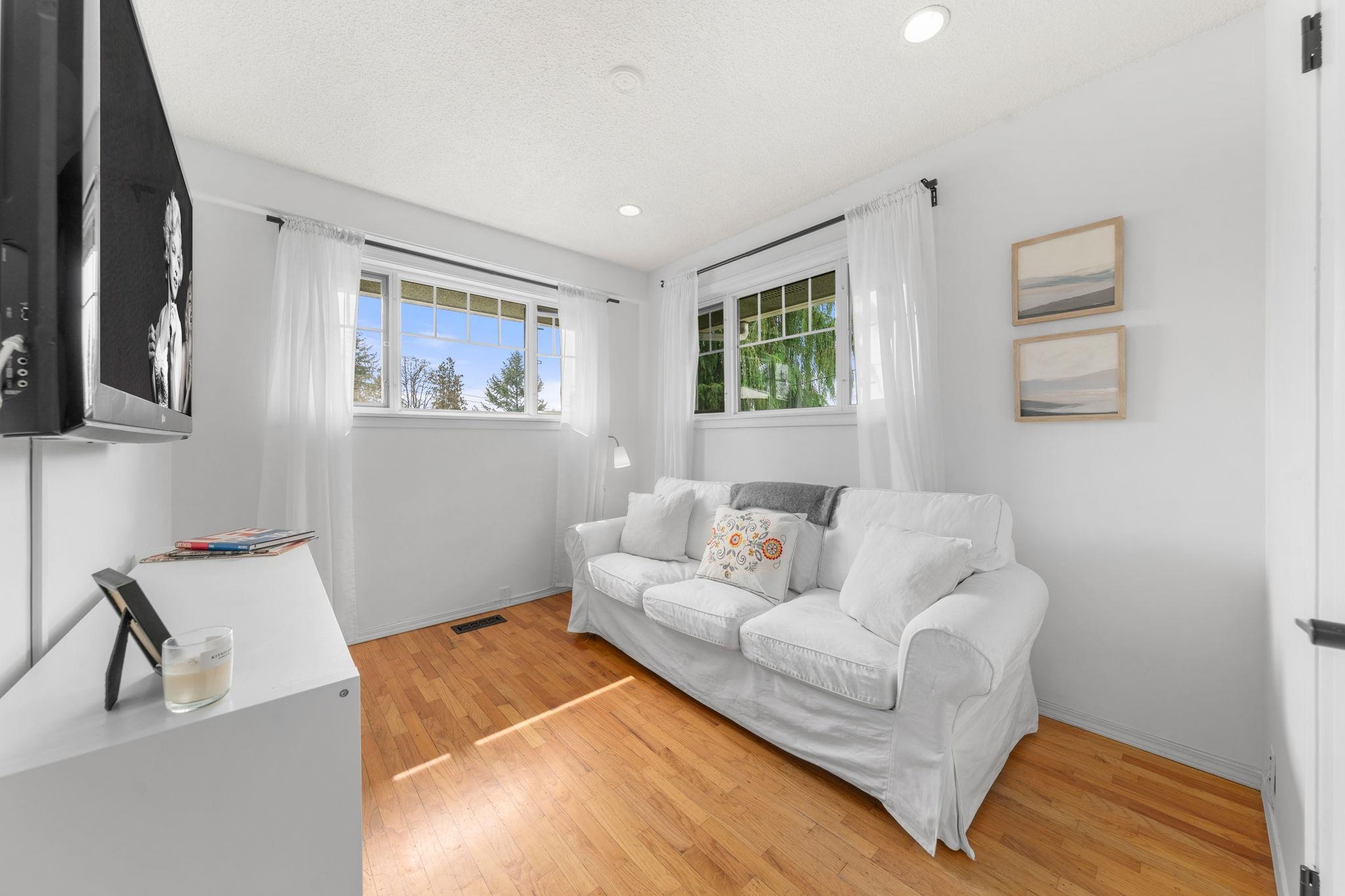 Listing image of 245 E 28TH STREET