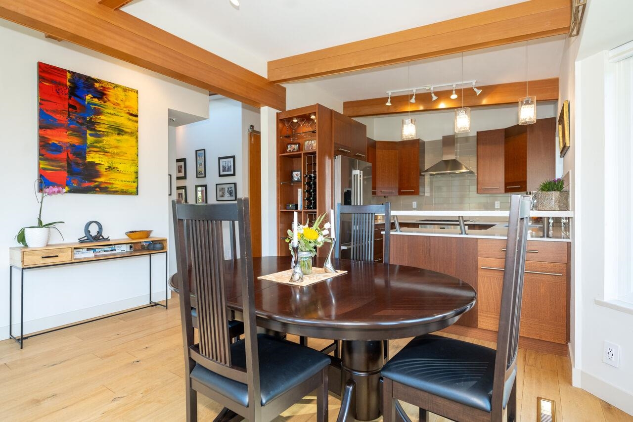 Listing image of 4682 EASTRIDGE ROAD