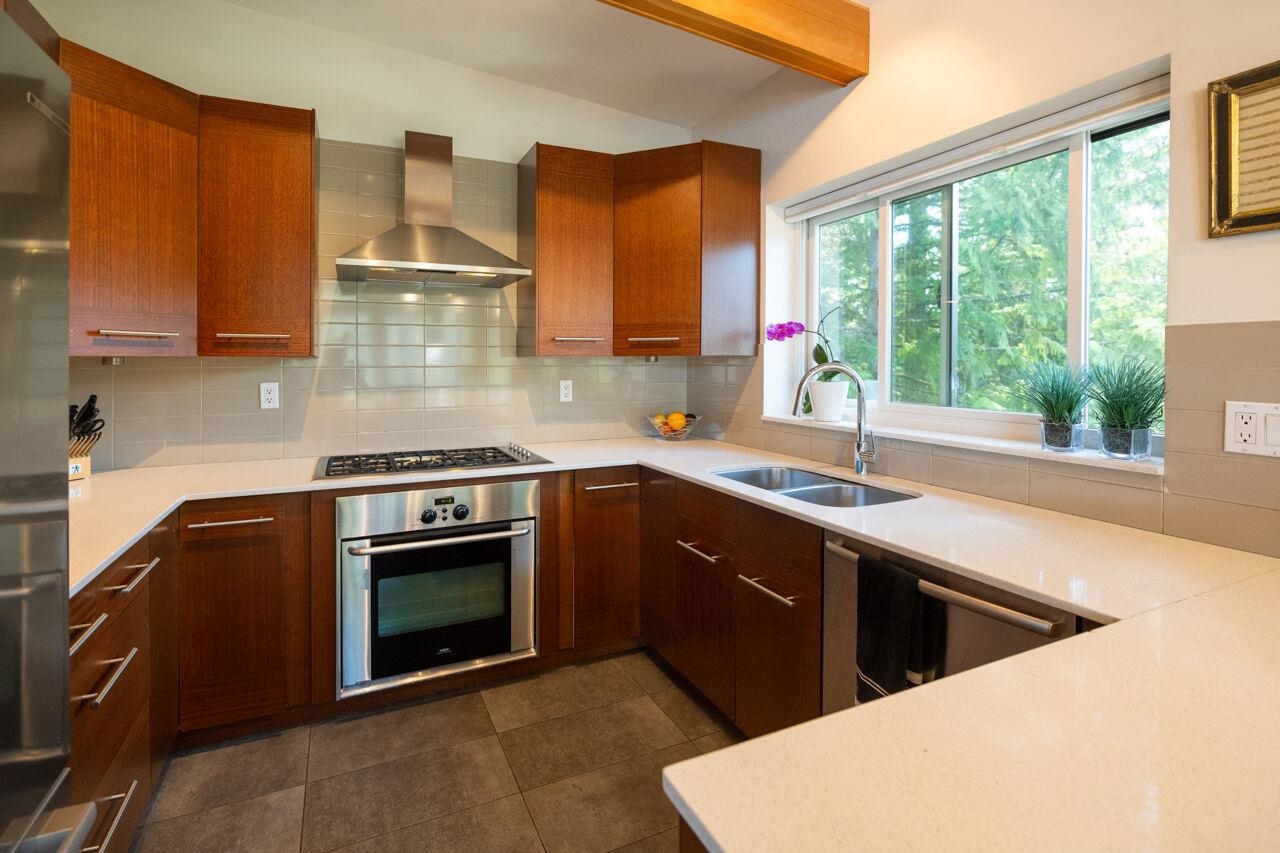 Listing image of 4682 EASTRIDGE ROAD