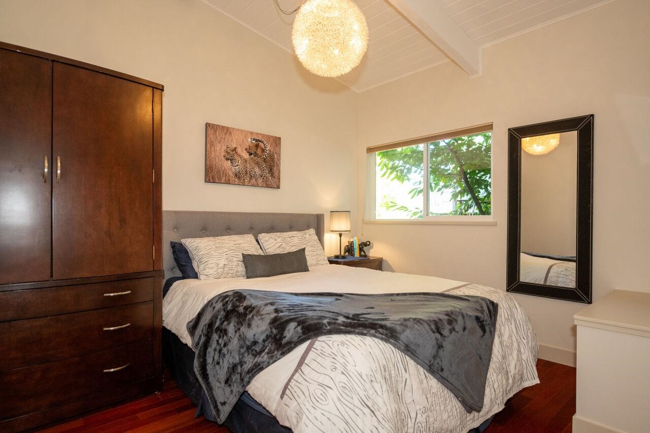 Listing image of 4682 EASTRIDGE ROAD