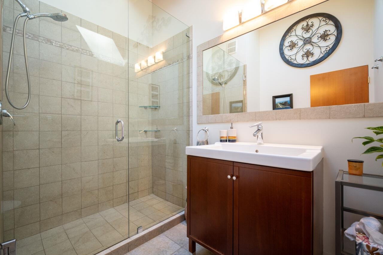 Listing image of 4682 EASTRIDGE ROAD