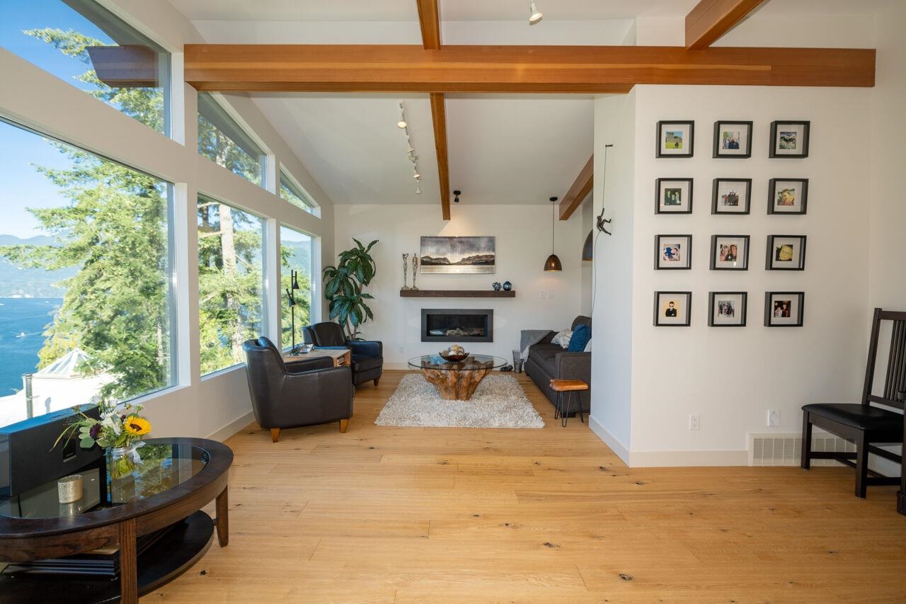 Listing image of 4682 EASTRIDGE ROAD
