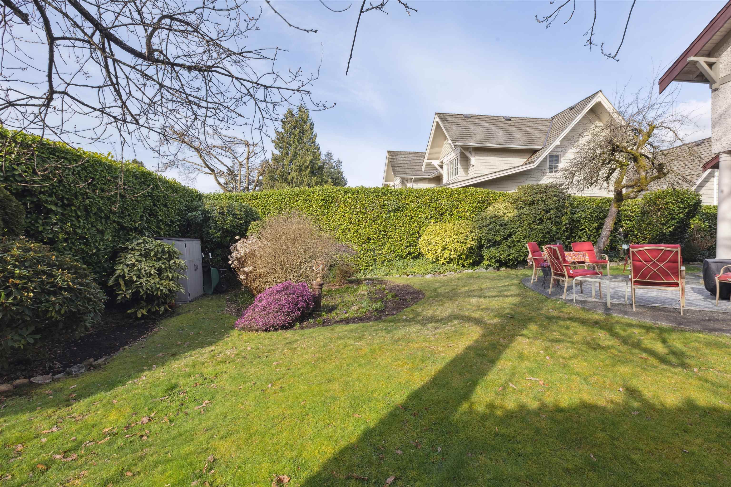 Listing image of 2360 KINGS AVENUE