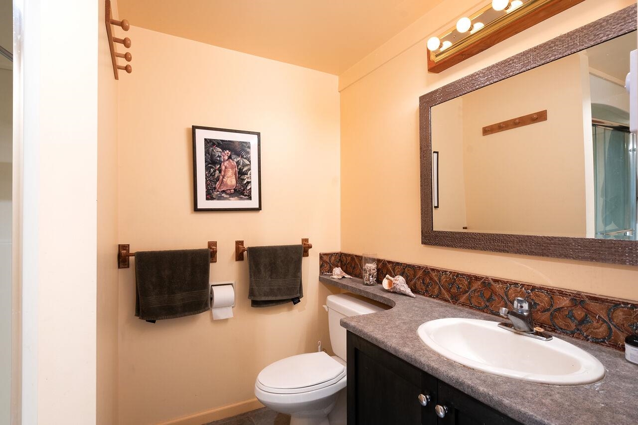 Listing image of 620 LAURA ROAD