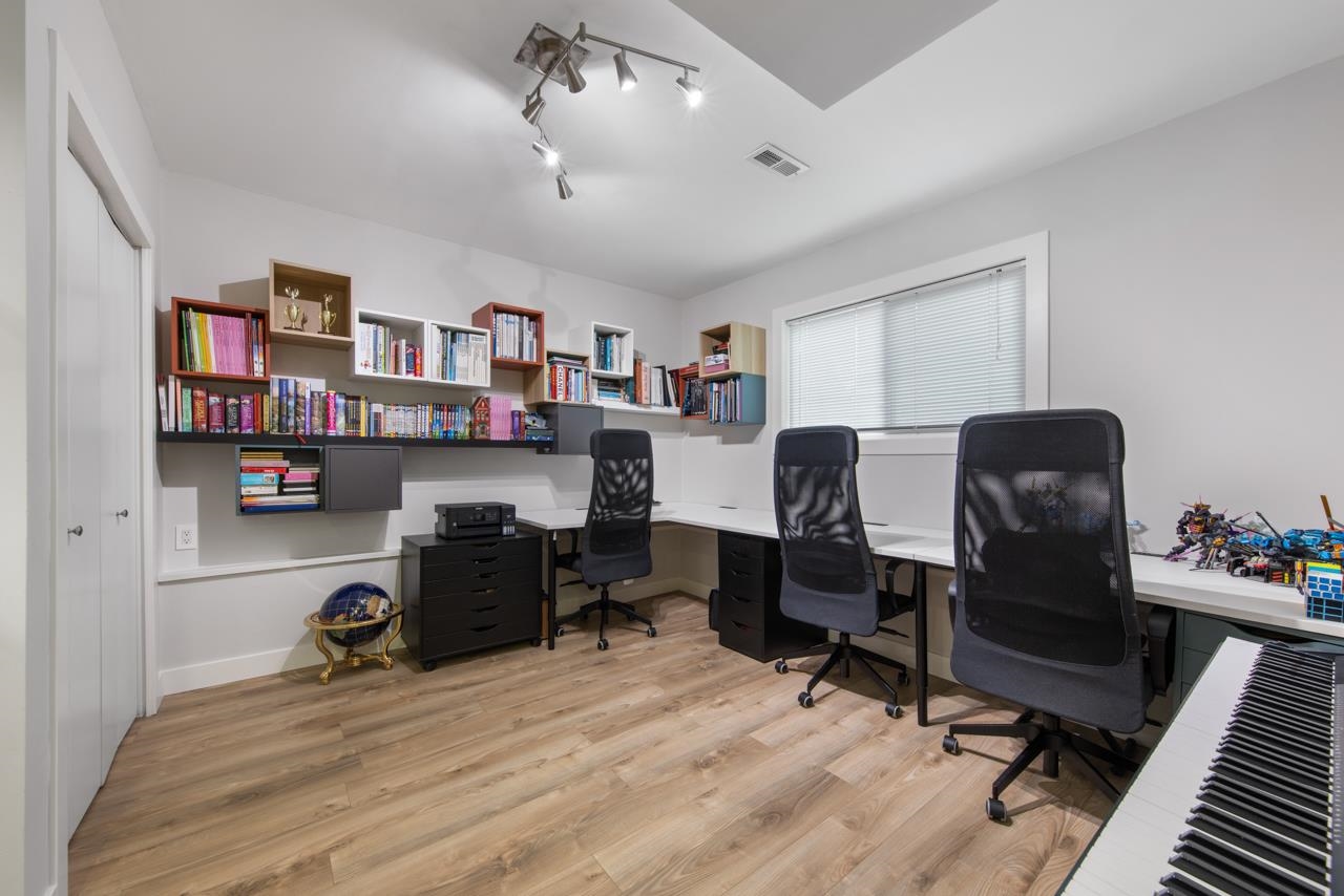 Listing image of 4491 PRIMROSE LANE