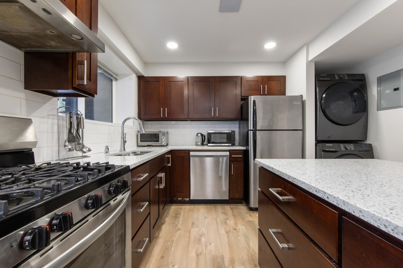 Listing image of 4491 PRIMROSE LANE