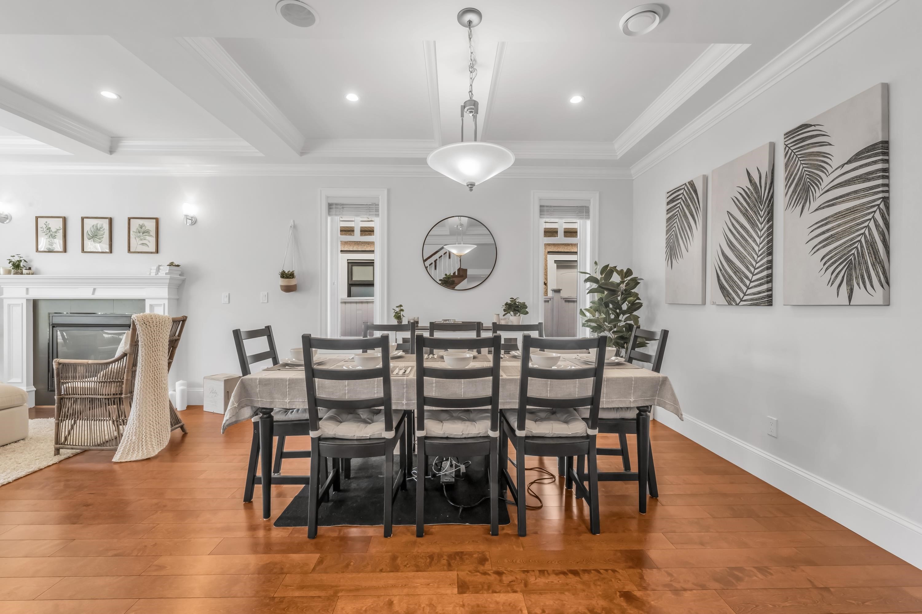 Listing image of 338 W 17TH STREET