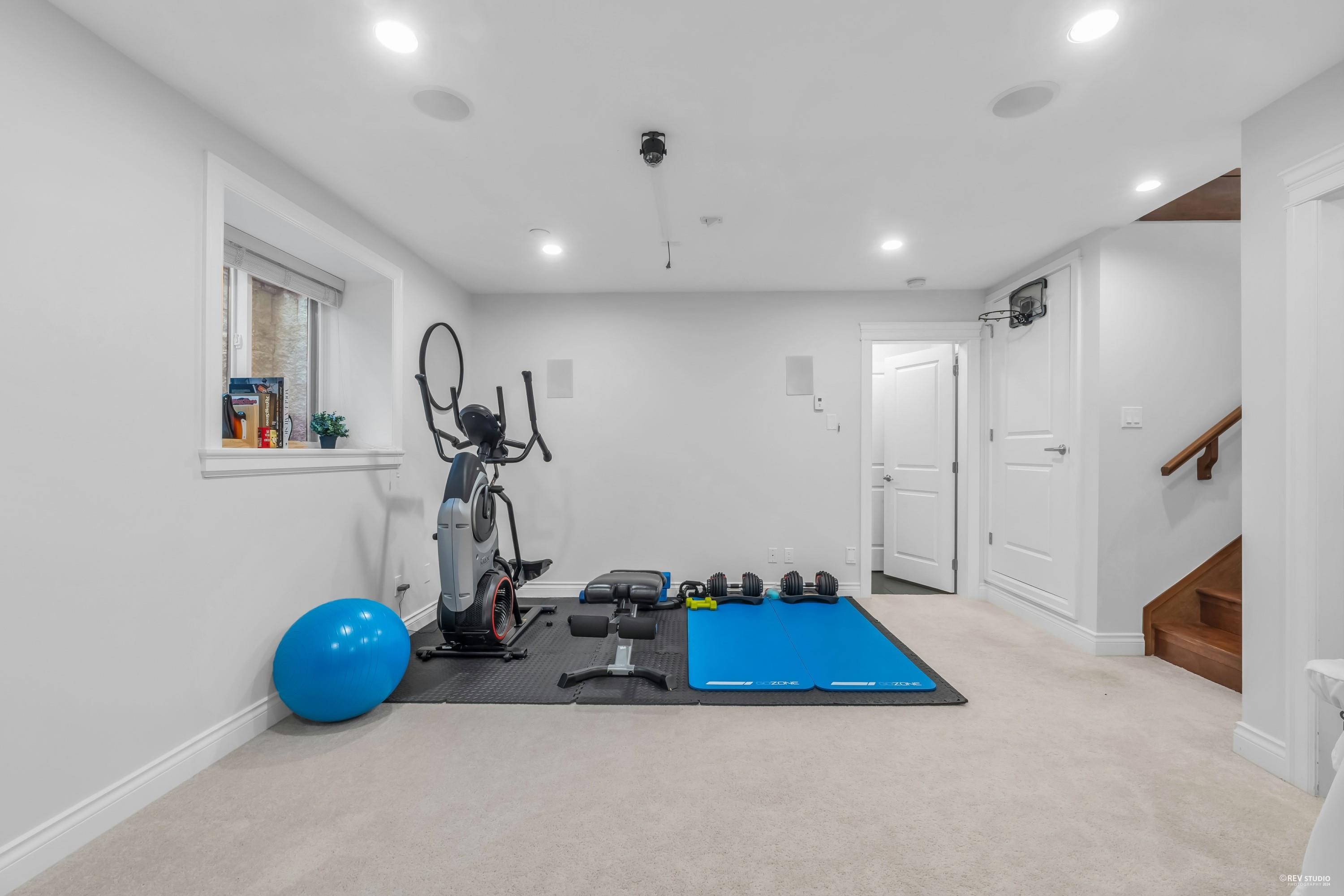 Listing image of 338 W 17TH STREET