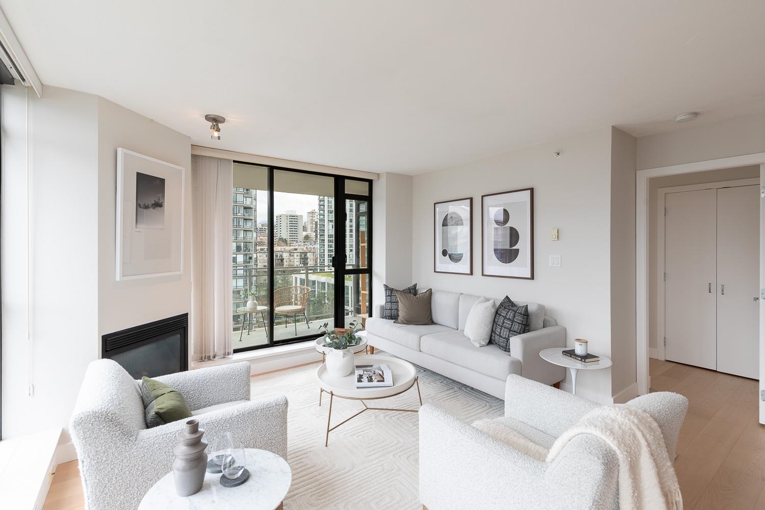 Listing image of 1406 155 W 1ST STREET