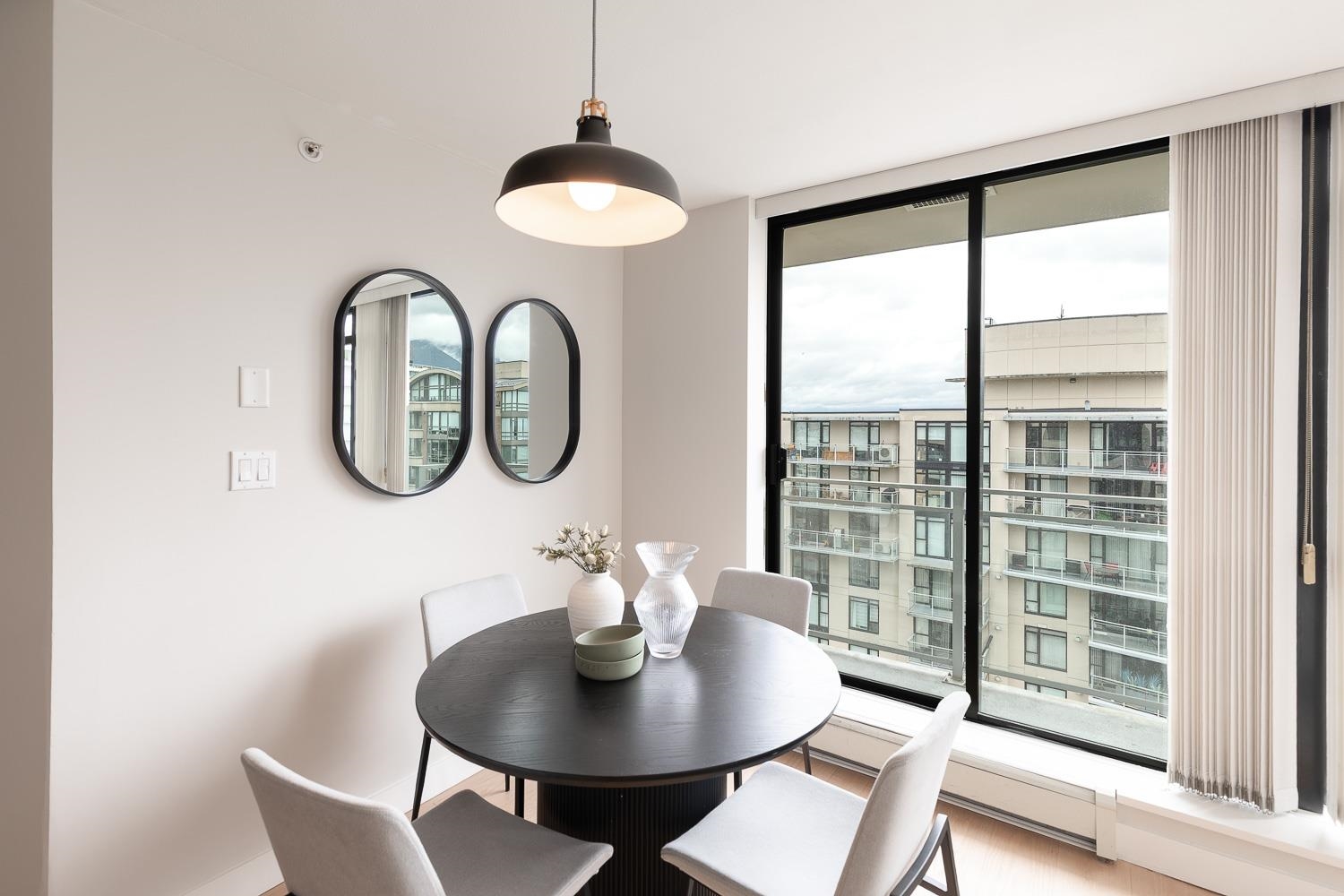 Listing image of 1406 155 W 1ST STREET