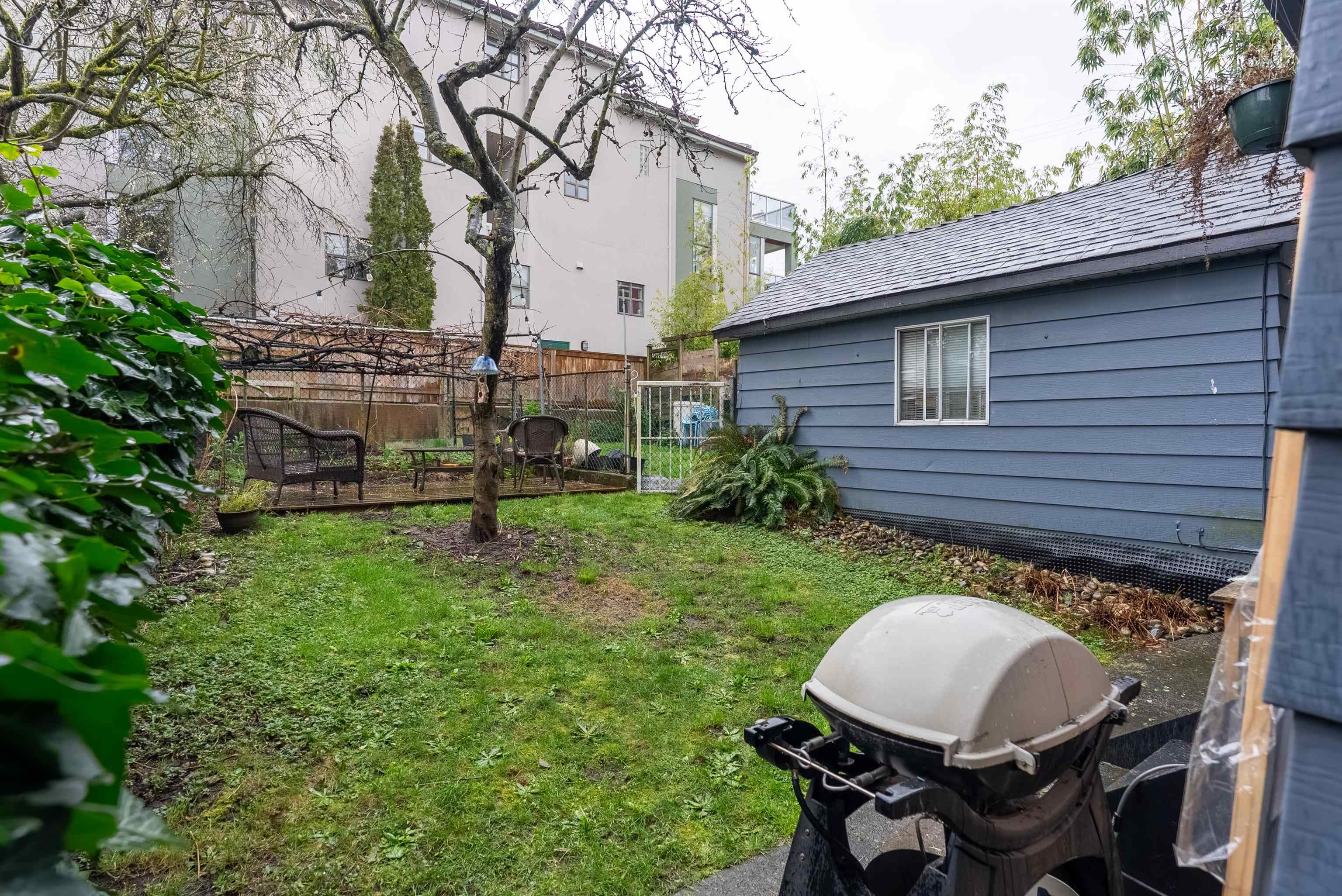 Listing image of 610 SALSBURY DRIVE