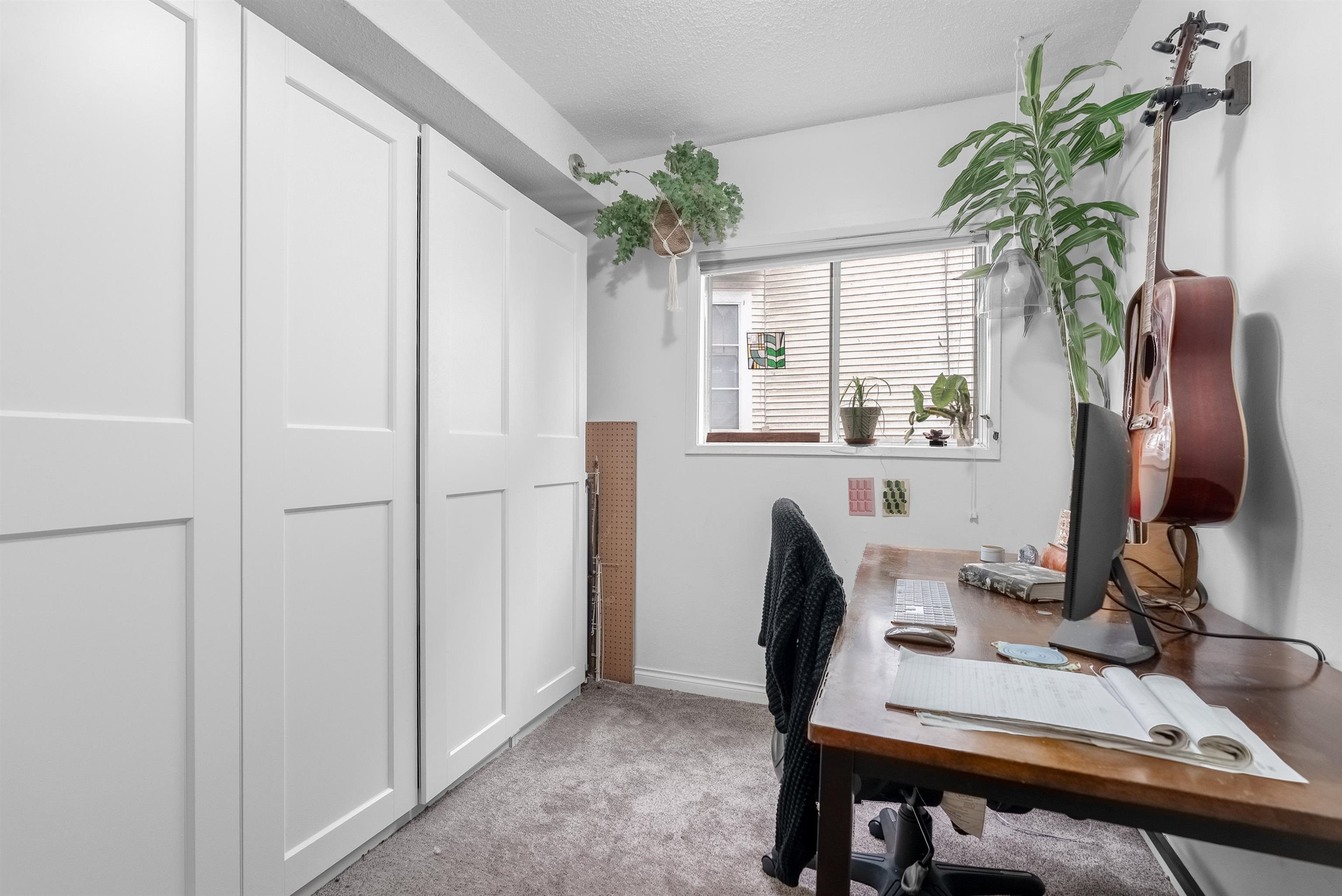 Listing image of 610 SALSBURY DRIVE
