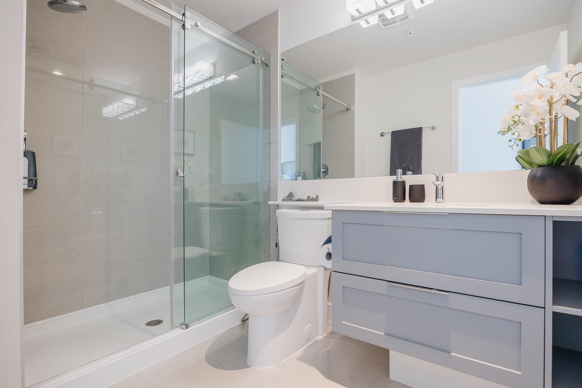 Listing image of 3913 CATES LANDING WAY