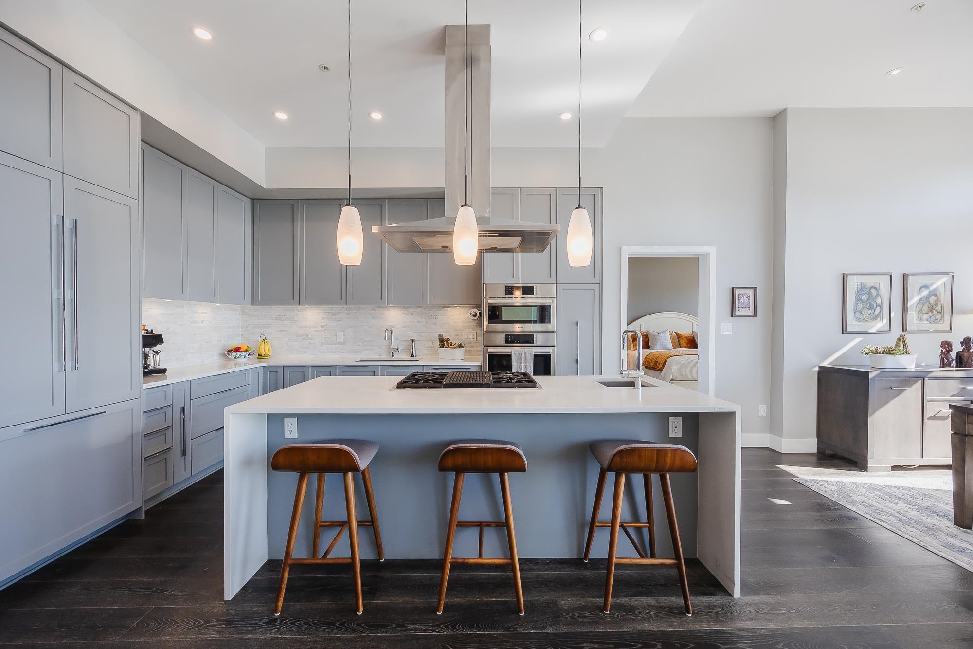 Listing image of 3913 CATES LANDING WAY