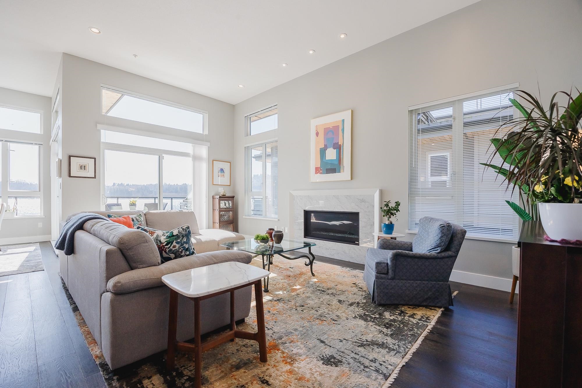 Listing image of 3913 CATES LANDING WAY