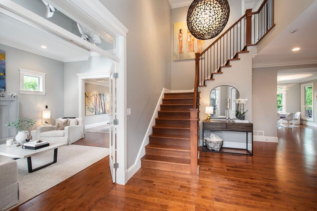 Listing image of 956 BELMONT AVENUE