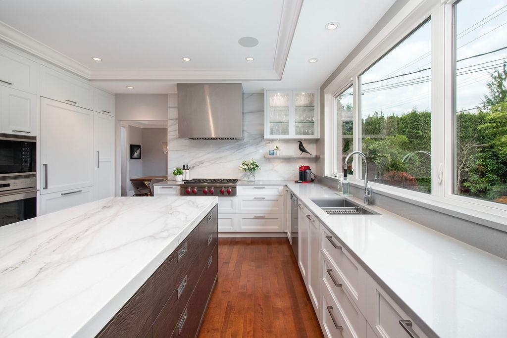Listing image of 956 BELMONT AVENUE